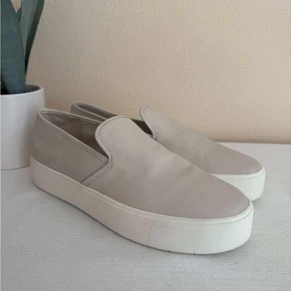VINCE Light Gray Leather Slip-On Platform Casual
Sneakers - Picture 3 of 11